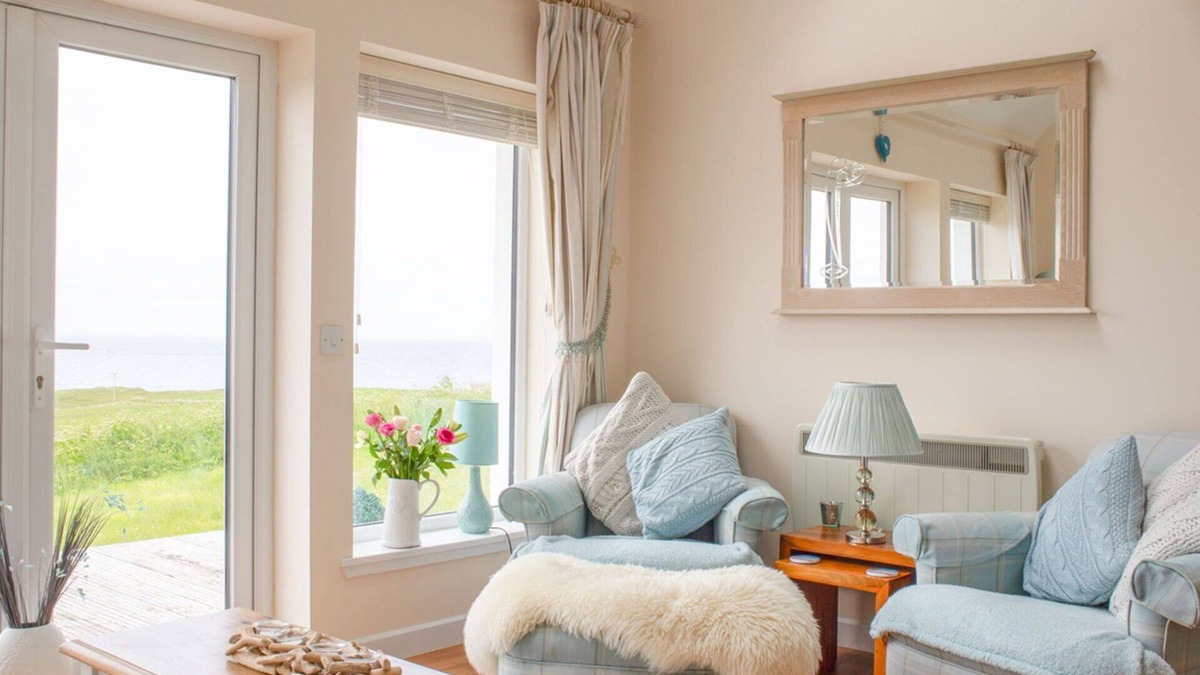Bornesketaig House | Wonderful private villa for 6 people with WIFI, TV and terrace