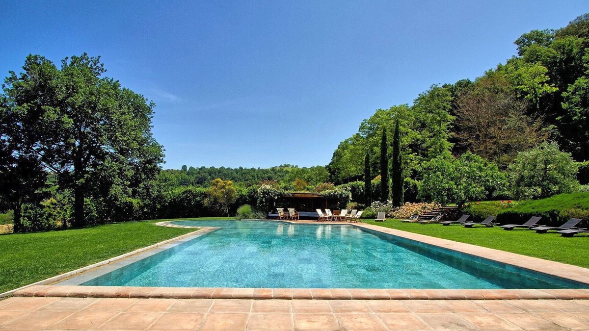 Barberino Val d'Elsa Villa | Wonderful private villa with WIFI, hot tub, private pool, A/C, TV, patio, close to San Gimignano
