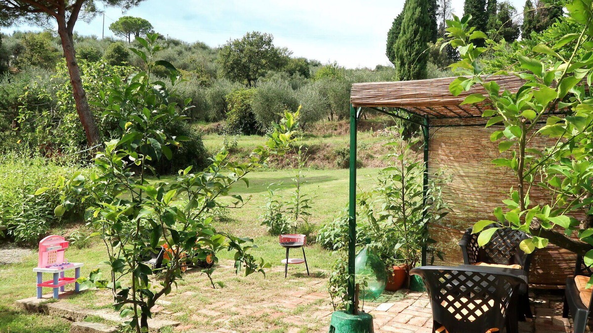 Sinalunga Villa | Wonderful private villa for 11 people with WIFI, TV, balcony and pets allowed