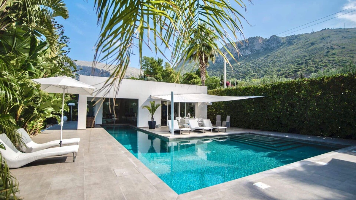Cinisi Villa | Wonderful private villa for 4 people with A/C, private pool, WIFI, TV and patio