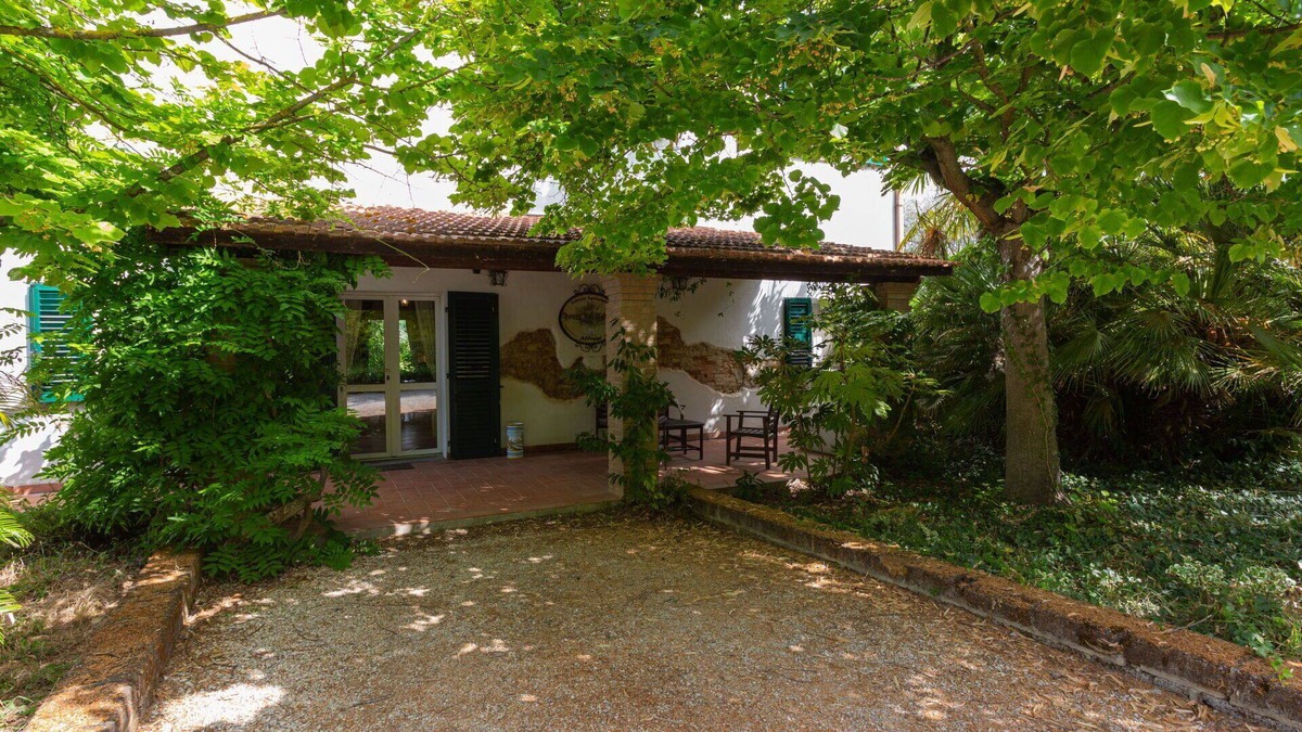 Tortoreto House | Wonderful private villa for 10 guests with WIFI, private pool, TV, terrace and pets allowed