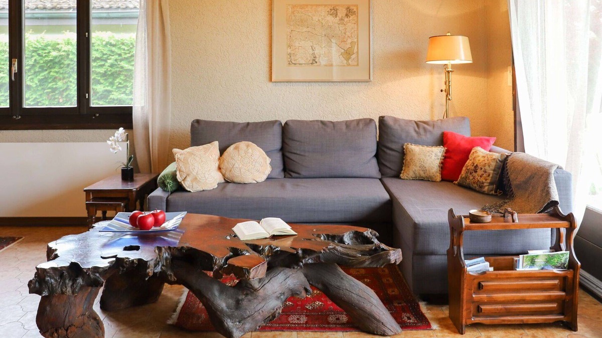 Bouveret House | Wonderful private villa for 4 guests with WIFI, TV and pets allowed