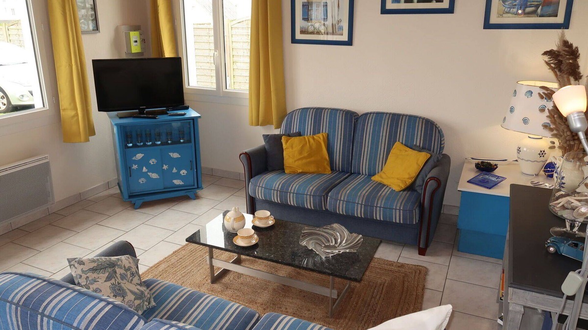Primelin House | Wonderful private villa for 2 people with TV and terrace