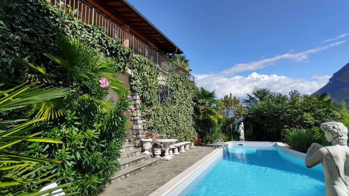 Carlazzo House | Wonderful private villa for 6 people with private pool, WIFI, TV and terrace