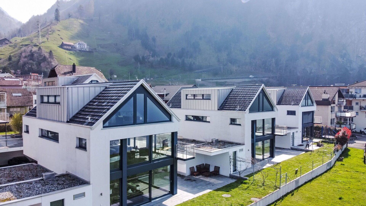 Ruetli House | Wonderful private villa for 10 guests with WIFI, TV, patio and pets allowed