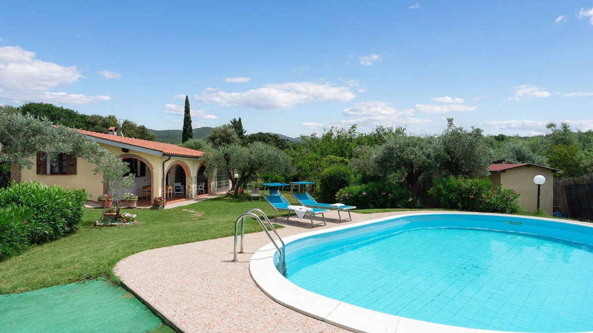 Bibbona Villa | Wonderful private villa with A/C, private pool, WIFI, TV, patio, pets allowed and panoramic view