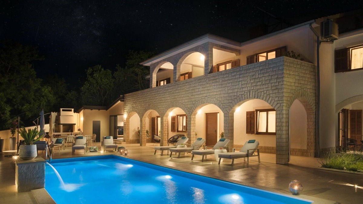 Mugeba House | Wonderful private villa for 15 people with private pool, A/C, WIFI, TV and terrace