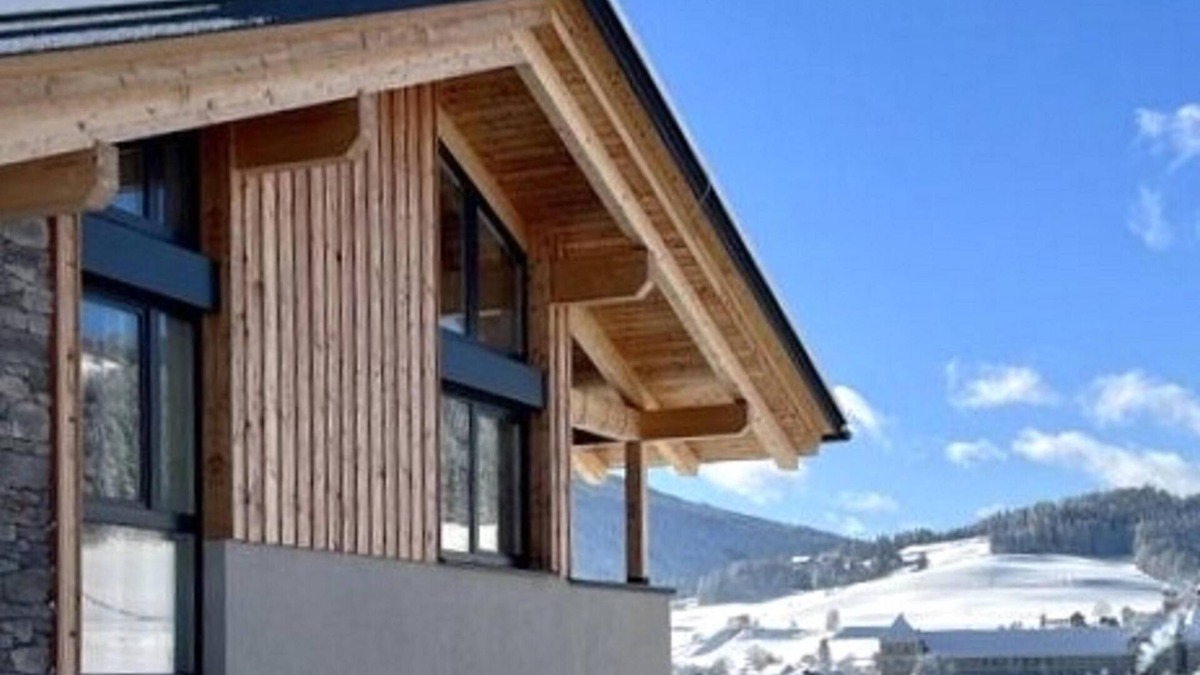 Sankt Lambrecht House | Wonderful ski in-ski out lodge with sauna