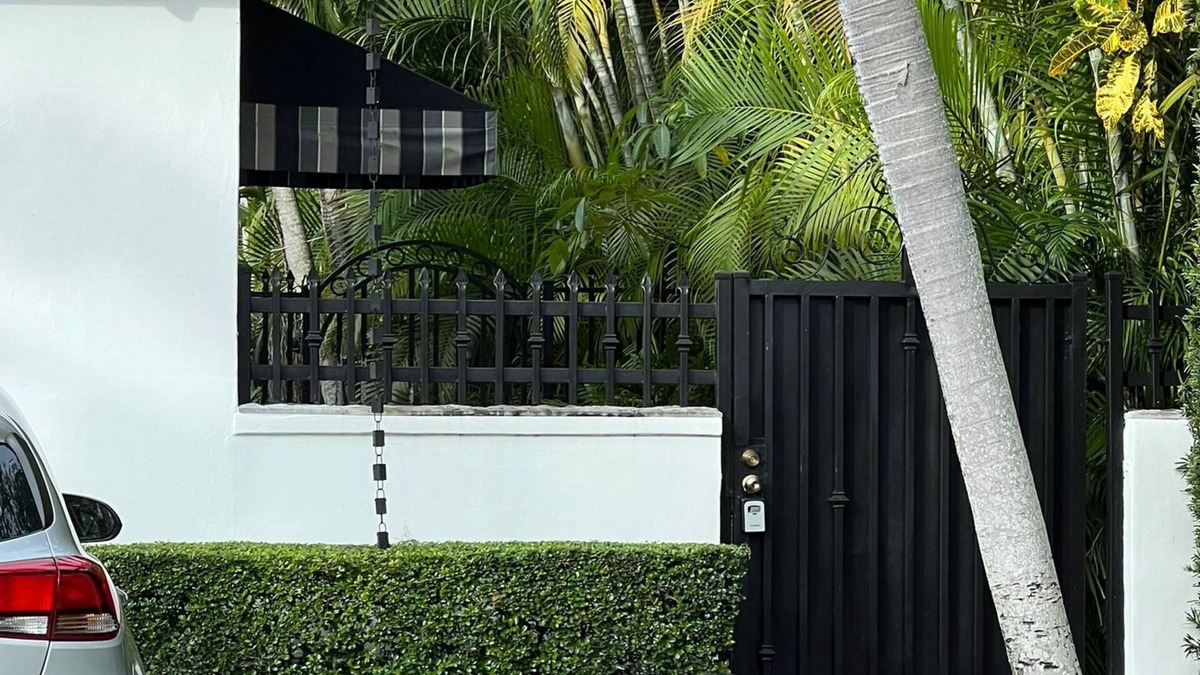 Golden Glades Apartment | Wonderful studio with AC in vibrant Miami