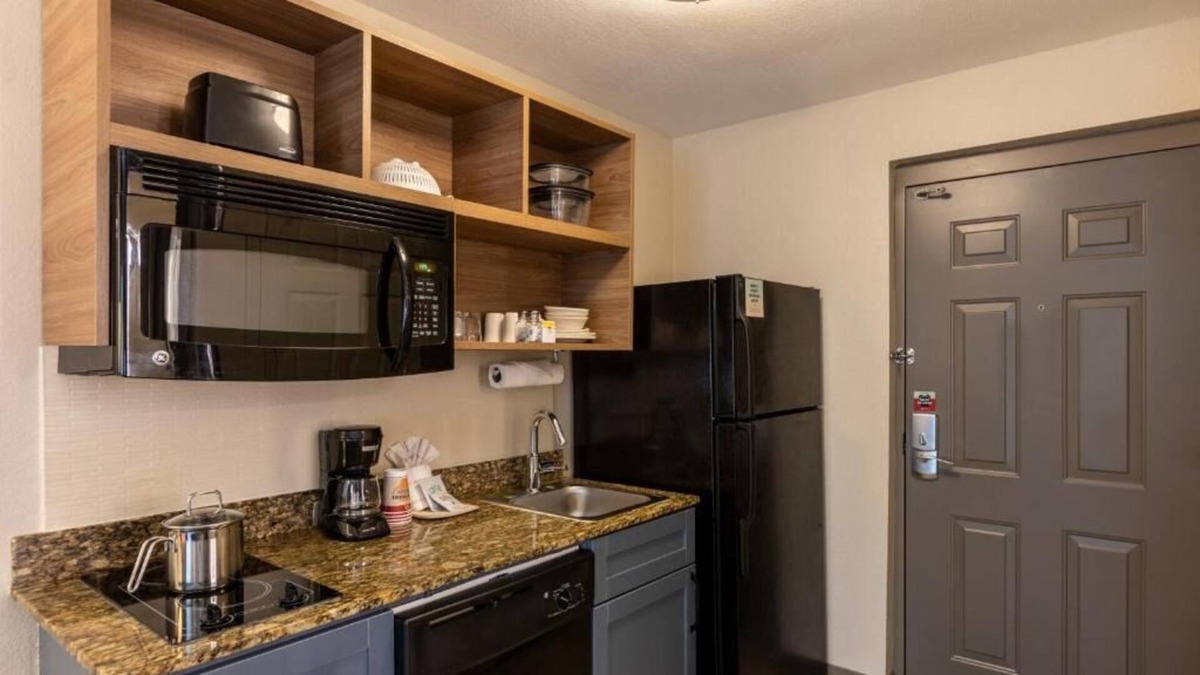 Okatie House | Wonderful Trip! 4 Rooms Close to Bluffton Buckwalter Rec Center, Parking, Pool