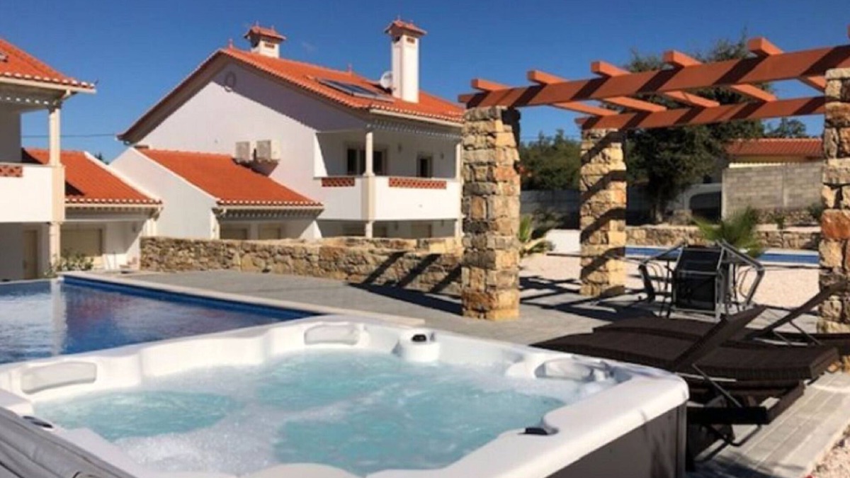 Ferreira do Zezere Villa | Wonderful villa in Ferreira do Zezere with private pool