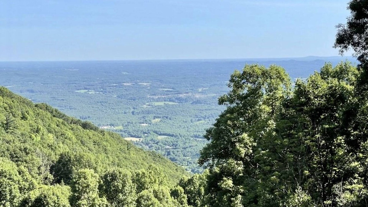Dan River Villa | Wonderful view 2/2 villa. A block away from the Blue Ridge Parkway. 2 balconies!