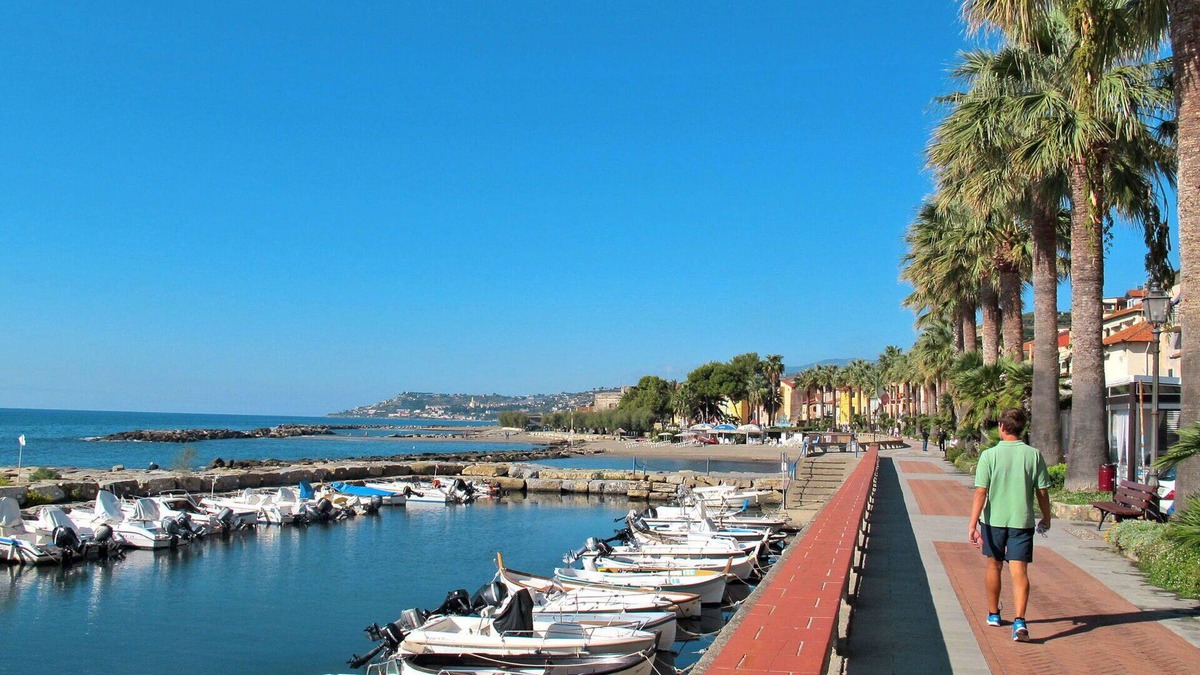 Riva Ligure House | Wonderful villa for 7 people with WIFI, TV and balcony