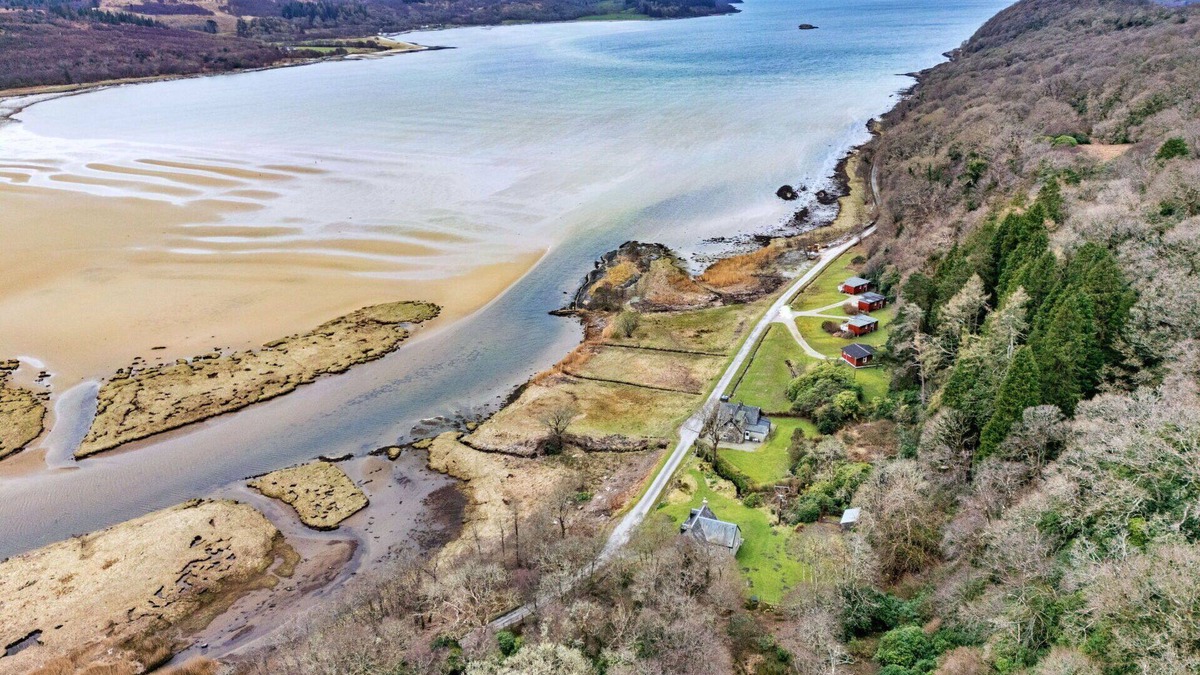 Lochgilphead House | Wonderful villa for 6 people with WIFI, terrace and pets allowed