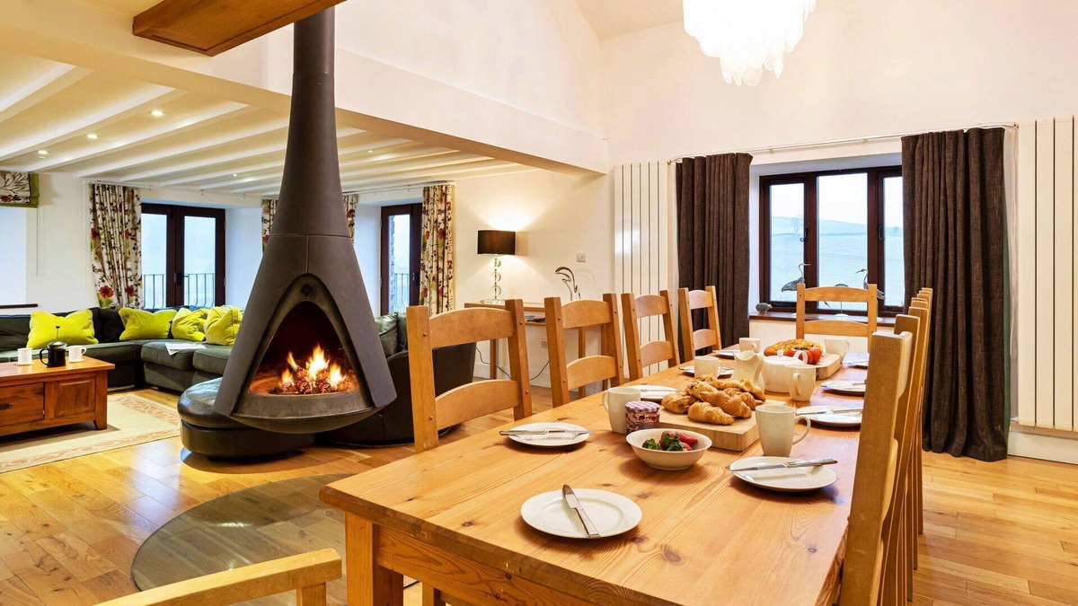 Bretherdale House | Wonderful villa for 10 guests with WIFI and TV