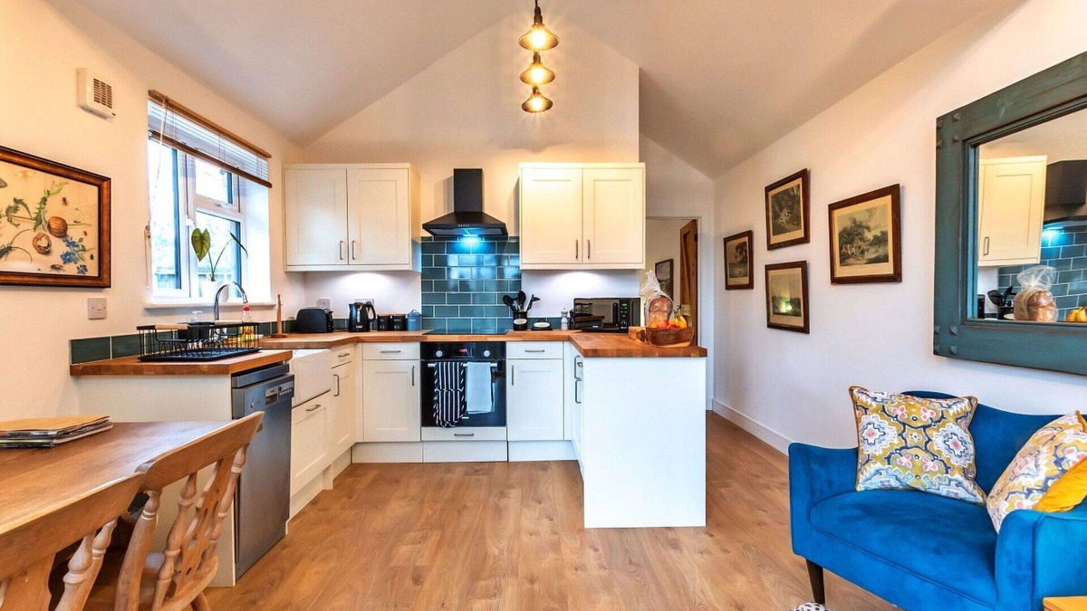 West Meon House | Wonderful villa for 2 guests with WIFI