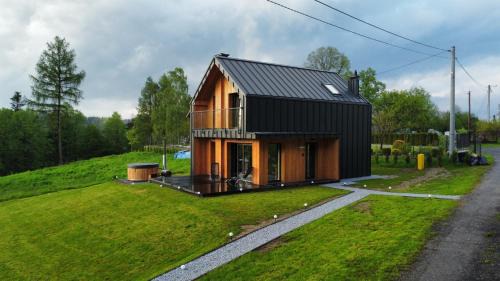 Tropie Apartment | Wood Lake Rożnów