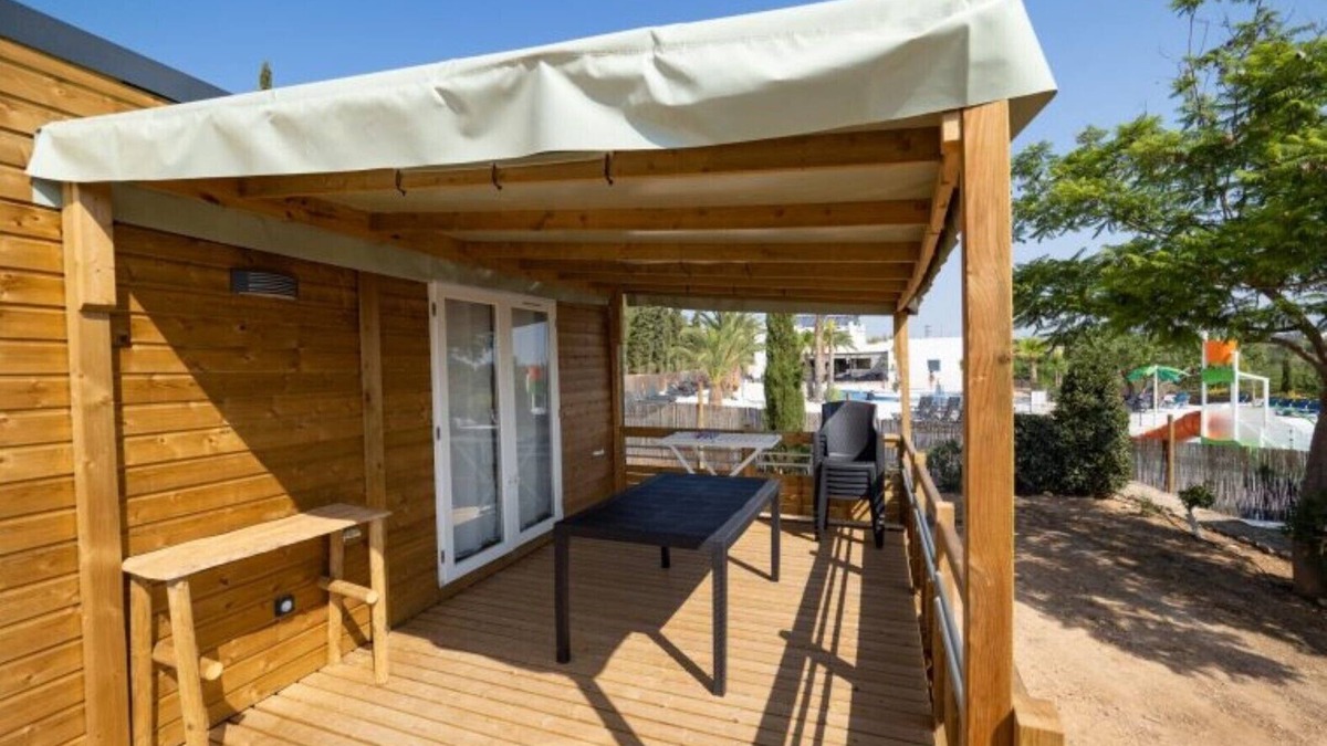 Calig House | - Wood Mobile Home 3