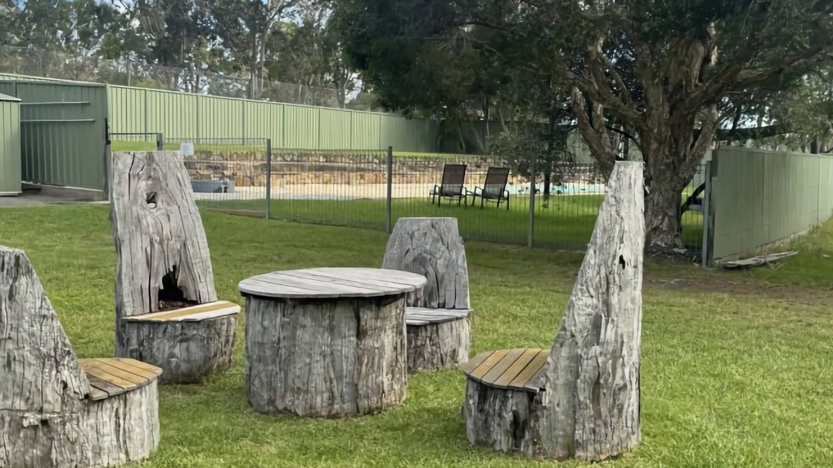 Bournda Cabin | Woodbine Park Eco Cabin 18