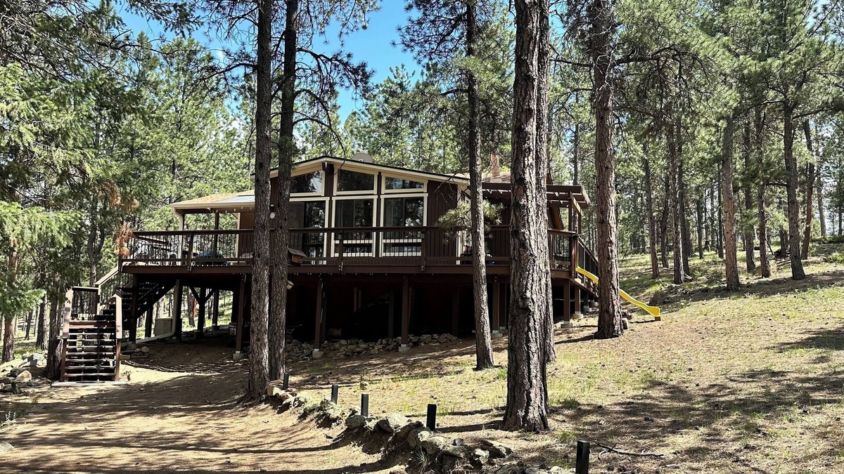 Bailey Cabin | Wooded 5 Acres Quiet Country Cabin Retreat