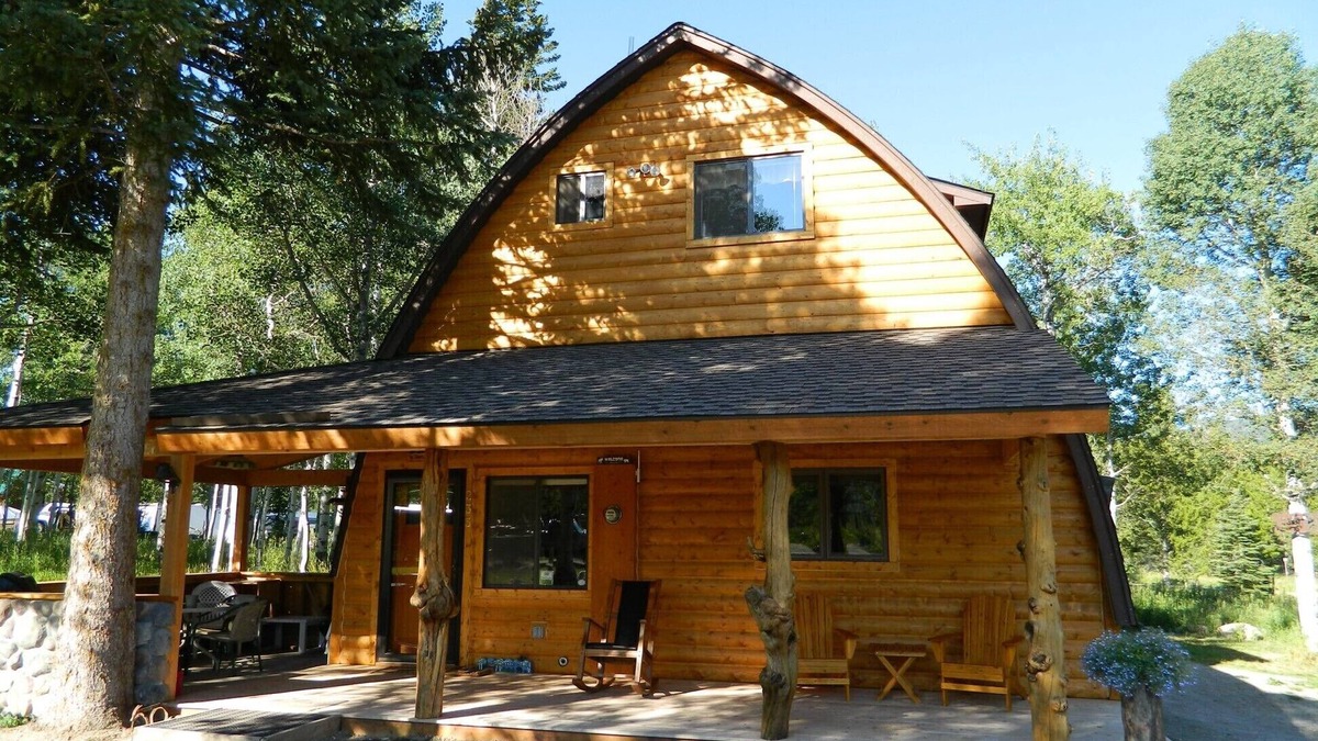 Lazy Acres House | Wooded Bliss One - Great duplex just 8 miles from Yellowstone National Park!