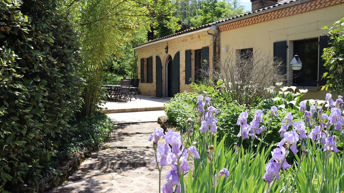 Sarlat-la-Caneda House | Wooded property with heated swimming pool, near the historic centre of Sarlat