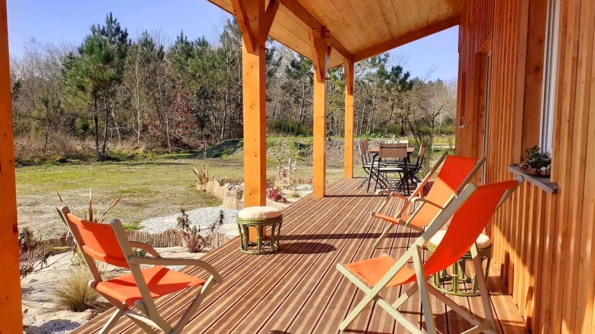 Grayan-Et-L'Hopital House | Wooden house near the ocean