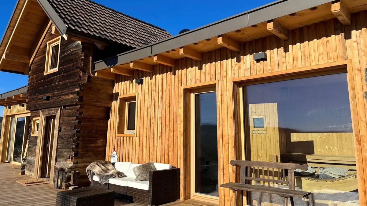 Huettenberg House | Wooden house in Obersemlach / Carinthia with sauna