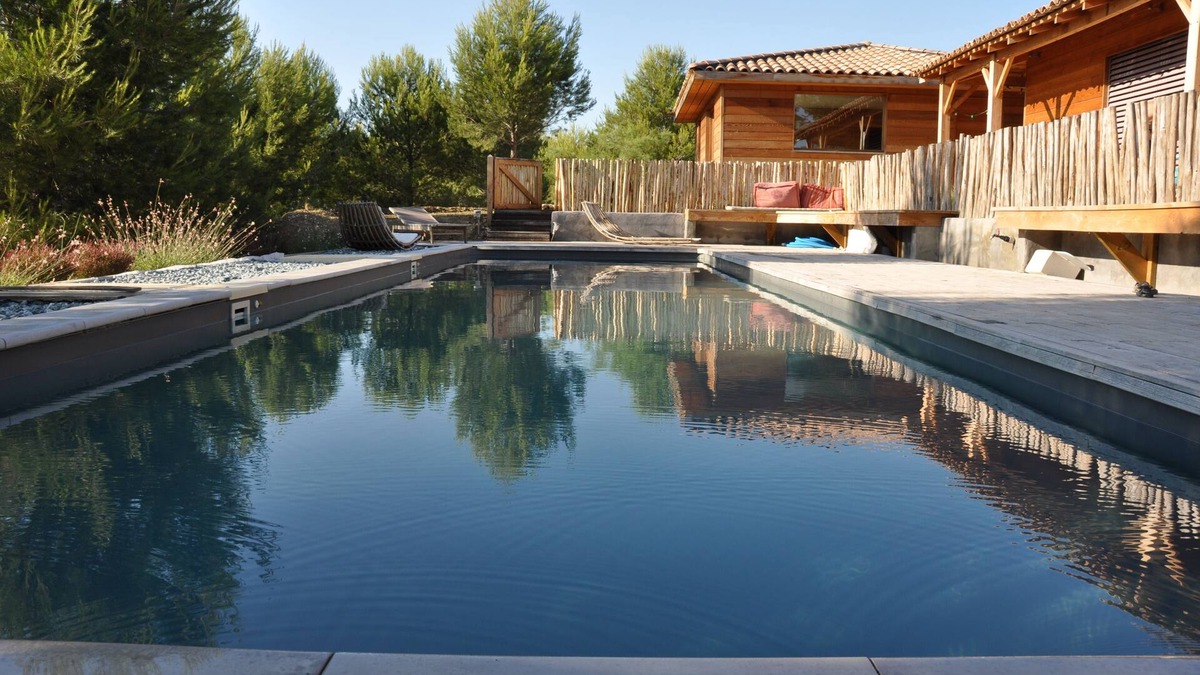 Lambesc House | Wooden Houses Near Aix-en-Provence garden pool welcoming 12 to 16 people