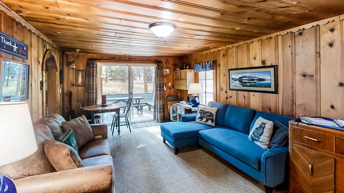 Joseph House | Woodland Cabin w/Fenced Backyard, Deck, Front Porch & WiFi - Dogs Welcome