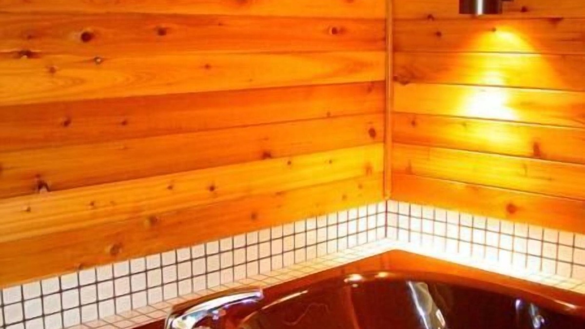 Grayling Hotel | Woodland Motor Lodge