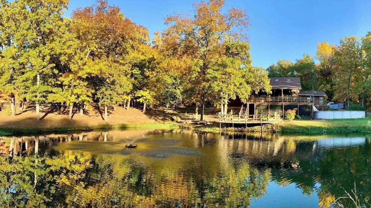Clinton Apartment | Woodland Retreat with Private Pool and Boat Parking near Truman Lake
