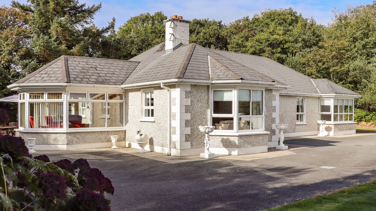 Kilmore House | WOODLAWN, family friendly, with open fire in Kilmore, County Wexford