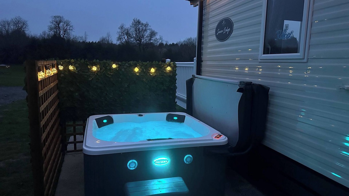 Swannington Cottage | Woodpecker Lodge