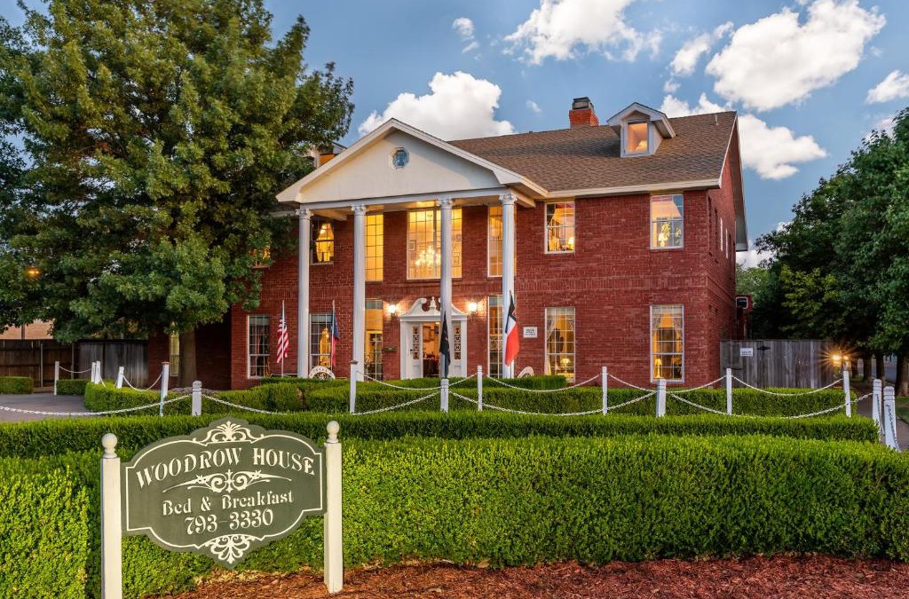 Tech Terrace Bed & Breakfast | Woodrow House Bed & Breakfast
