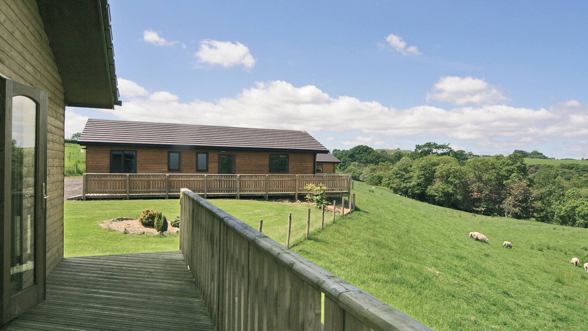 Penybont Cottage | Woodside Lodge - HW7520