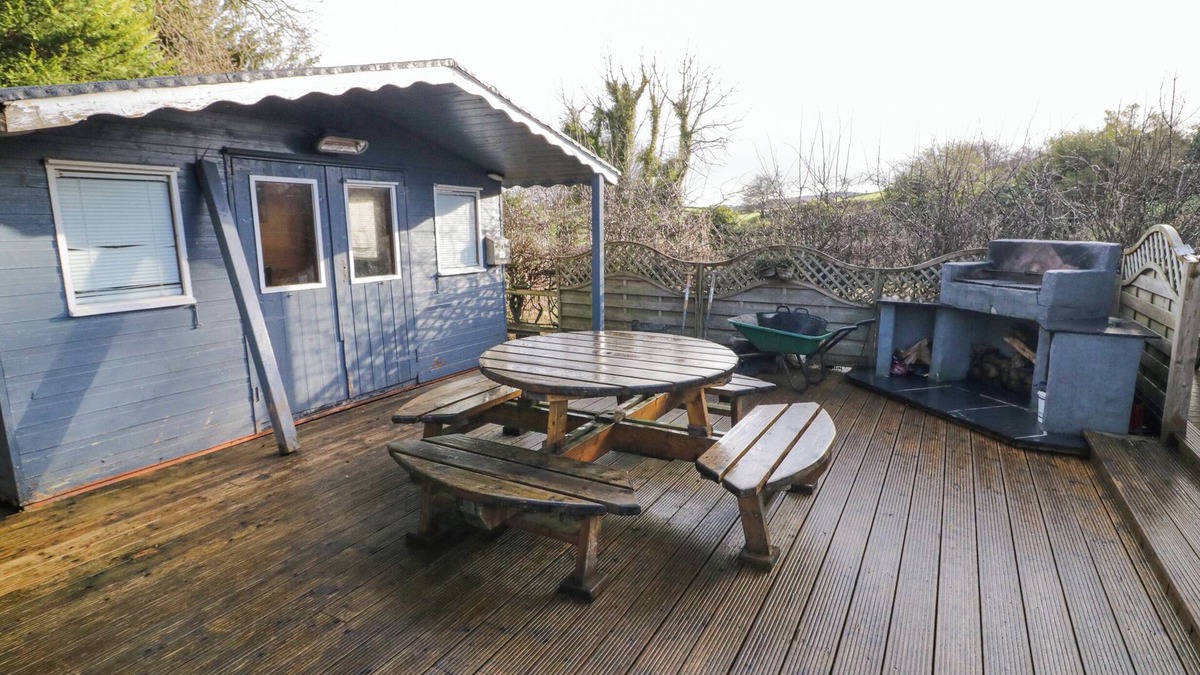 Coleraine Cottage | Woodside Guest House