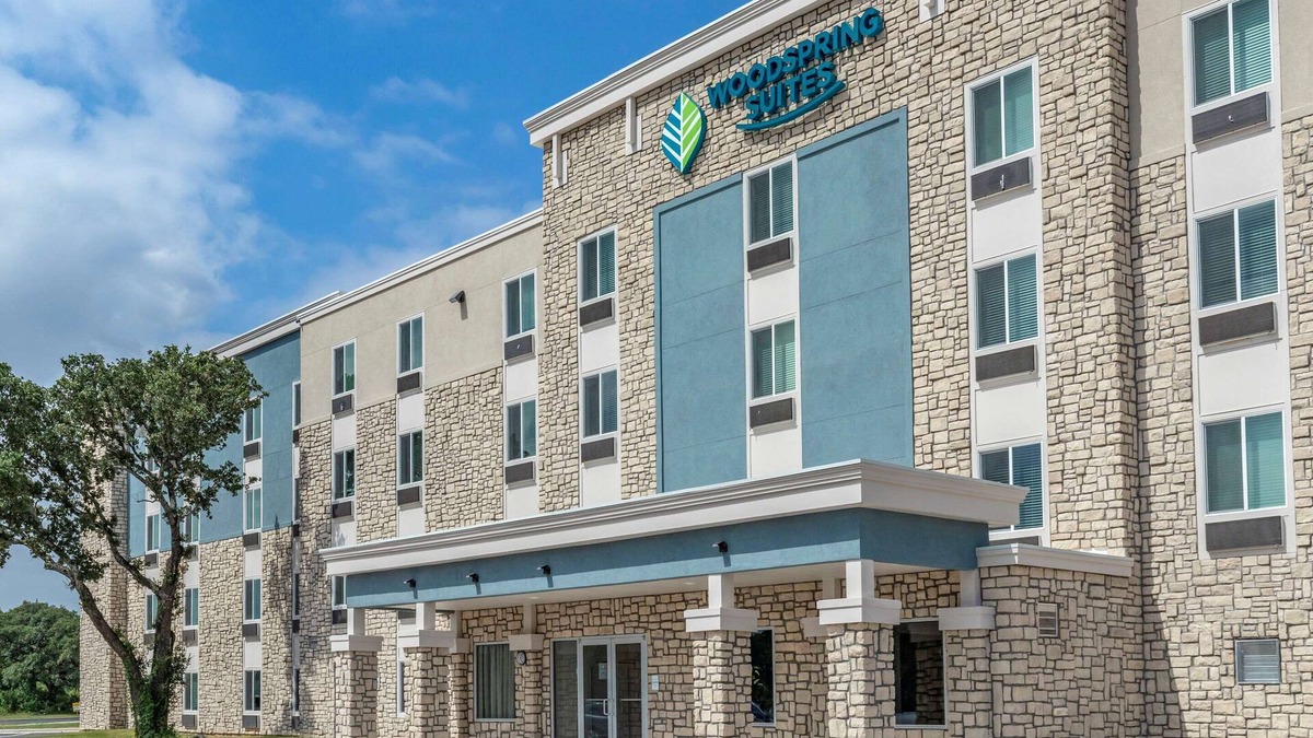 Georgetown Apartment | WoodSpring Suites Austin Georgetown