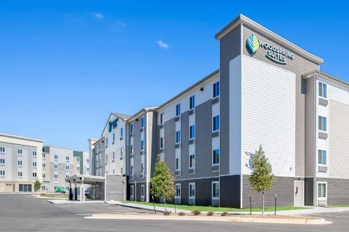 Huntsville Hotel | WoodSpring Suites Huntsville - Research Park