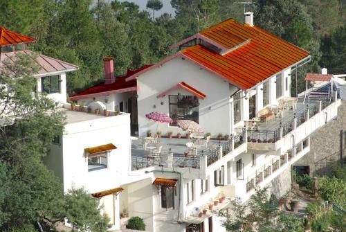 Turkaura Resort | Woodsvilla Resort Ranikhet