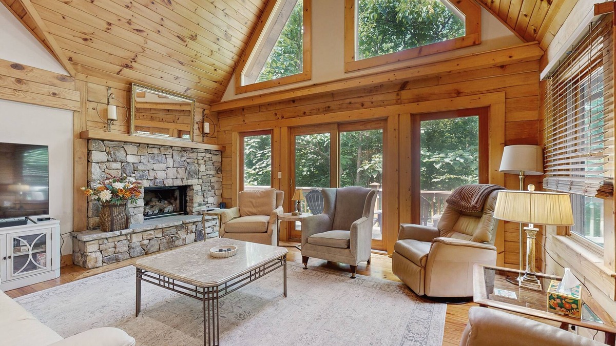 Mountain Vista Cabin | Woodsy cabin with hot tub, gas fireplace, firepit, balcony & gas grill