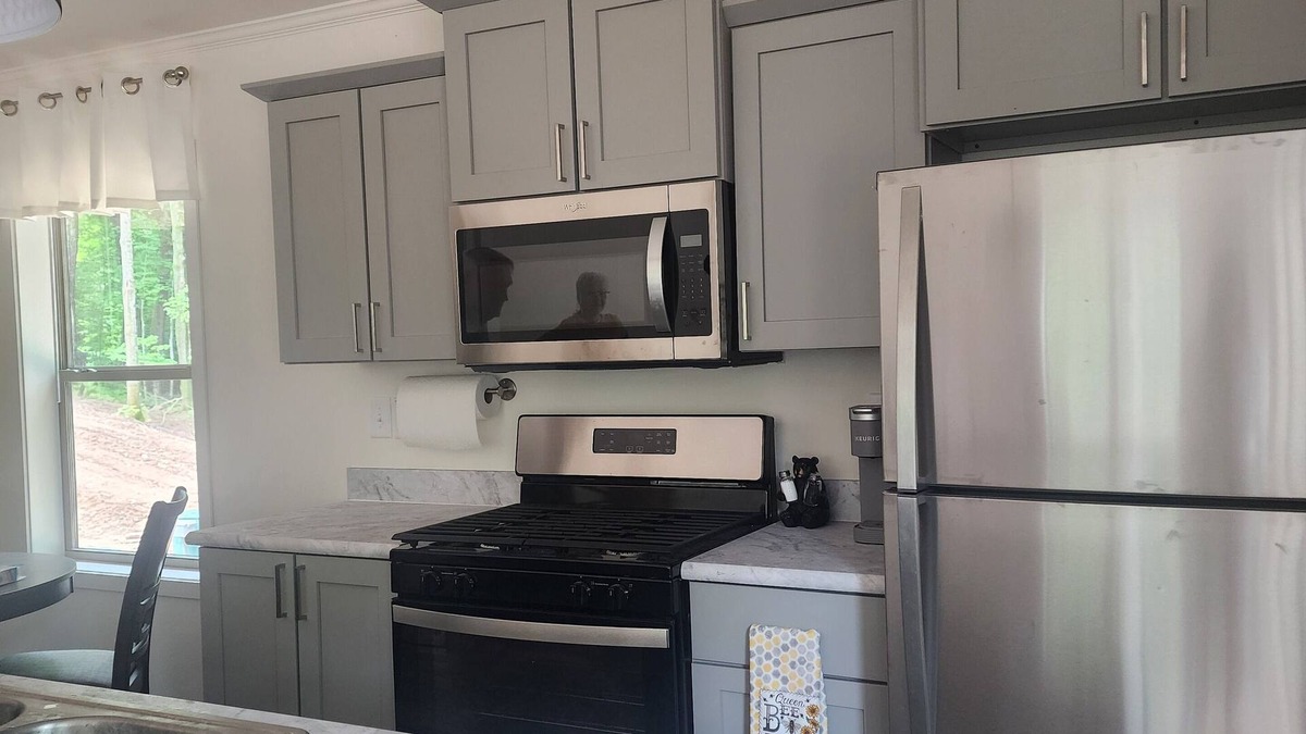 Bryant House | Woodsy hideaway, pet friendly!