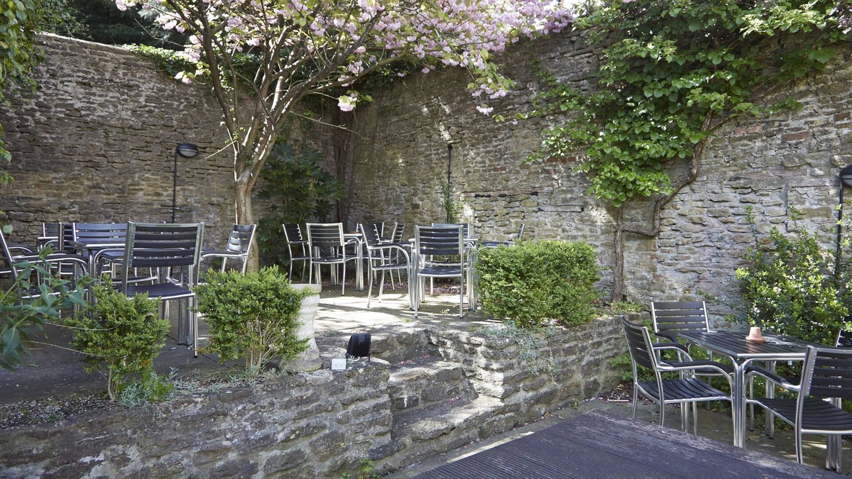 Beckington Hotel | Woolpack Inn Beckington by Greene King Inns