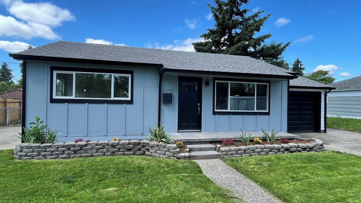 Parkrose Heights House | Work from home in luxury - Enjoy living in a fully renovated four bedroom!