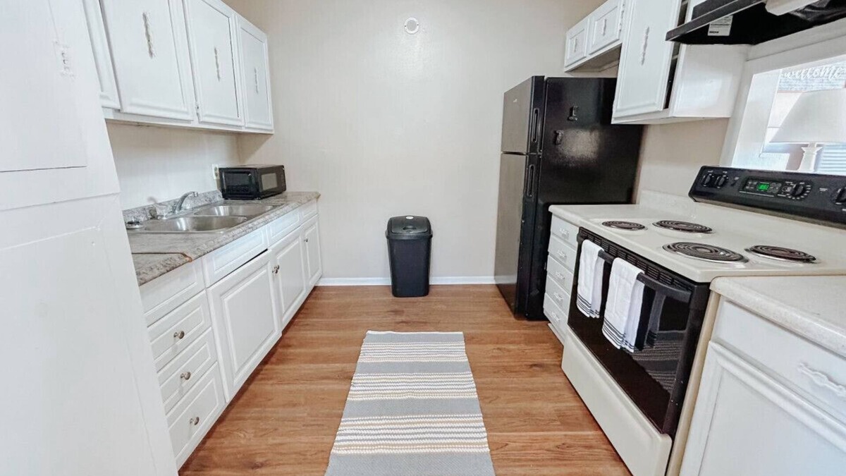 Central City Apartment | Workforce Gem Minutes to Downtown and Beach