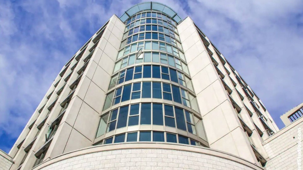 Harris Green Condo | Workstation | 96*Walkscore | Pro Clean | Spacious