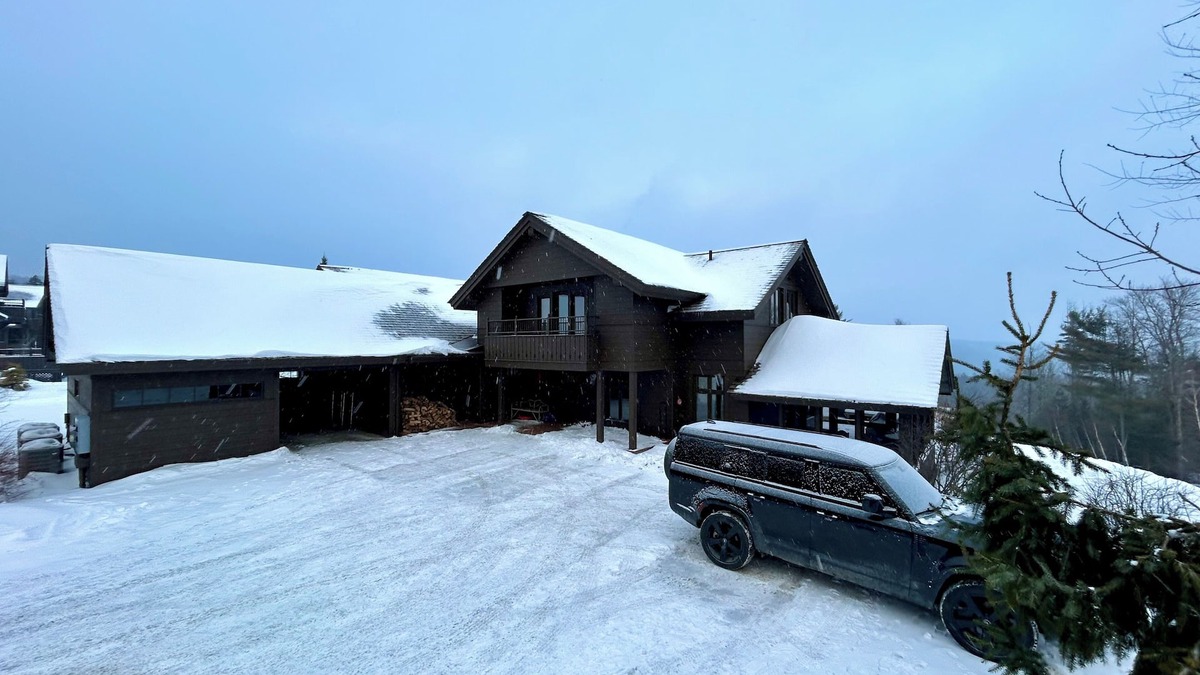 Moscow Villa | World-Class Mountain View Villa @ Trapp & Stowe with Exclusive Amenities