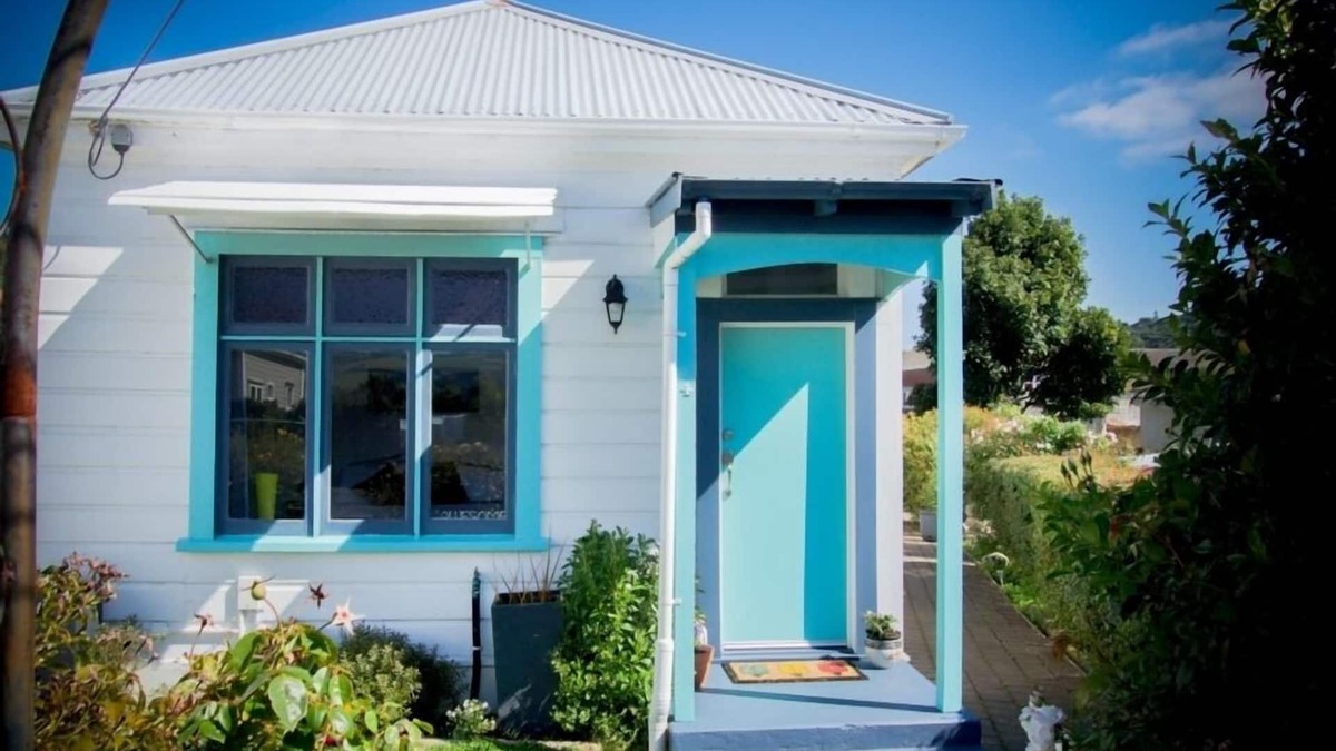 Dunedin House | World Famous in Dunedin