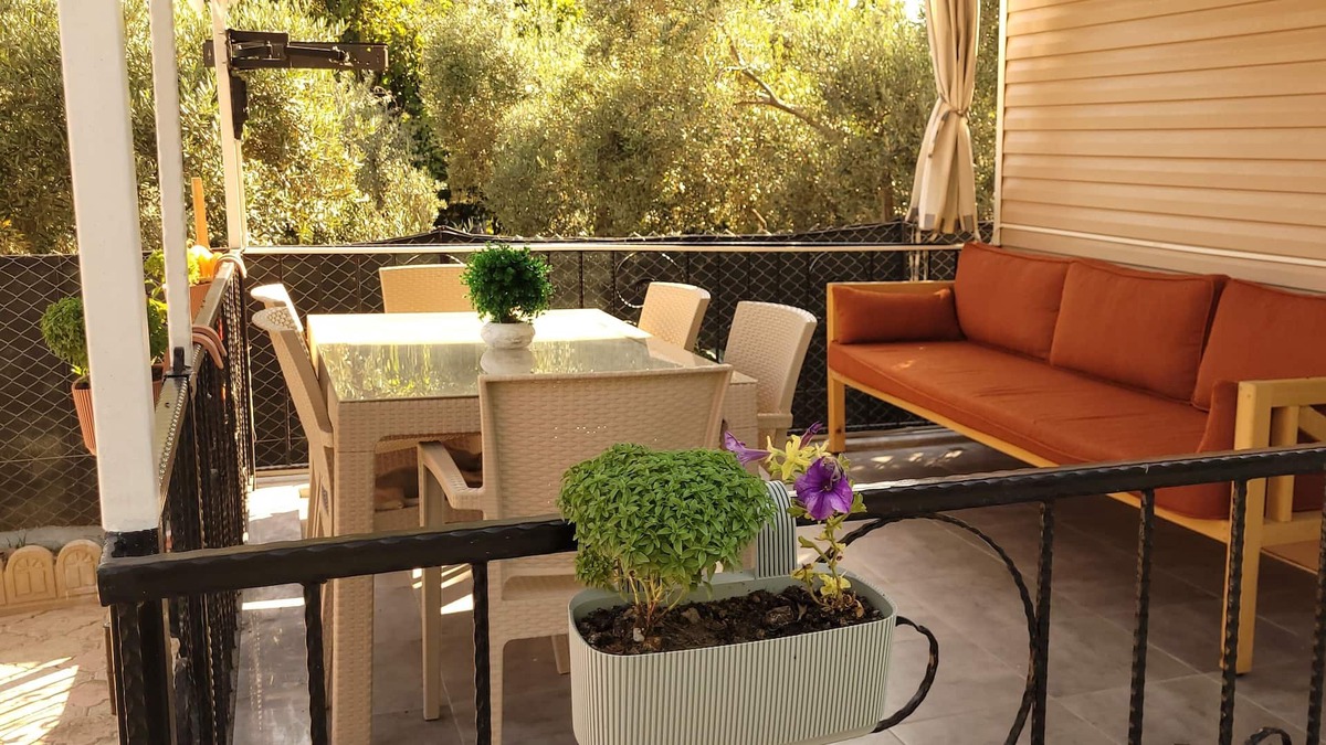 Duger House | Would you like to reward yourself with a holiday in the comfort of your home?