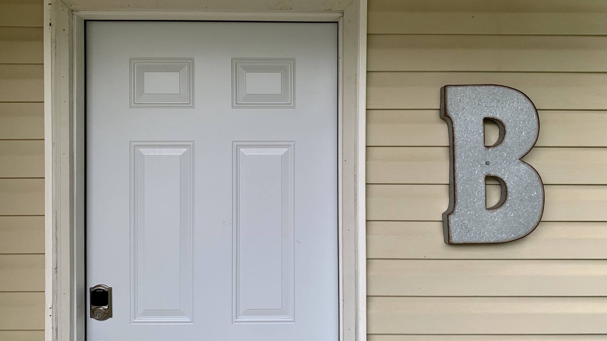 Carrollton Condo | Wow! 3BR Stylish Retreat Steps from UWG, Tanner & Southwire/Close to Atlanta